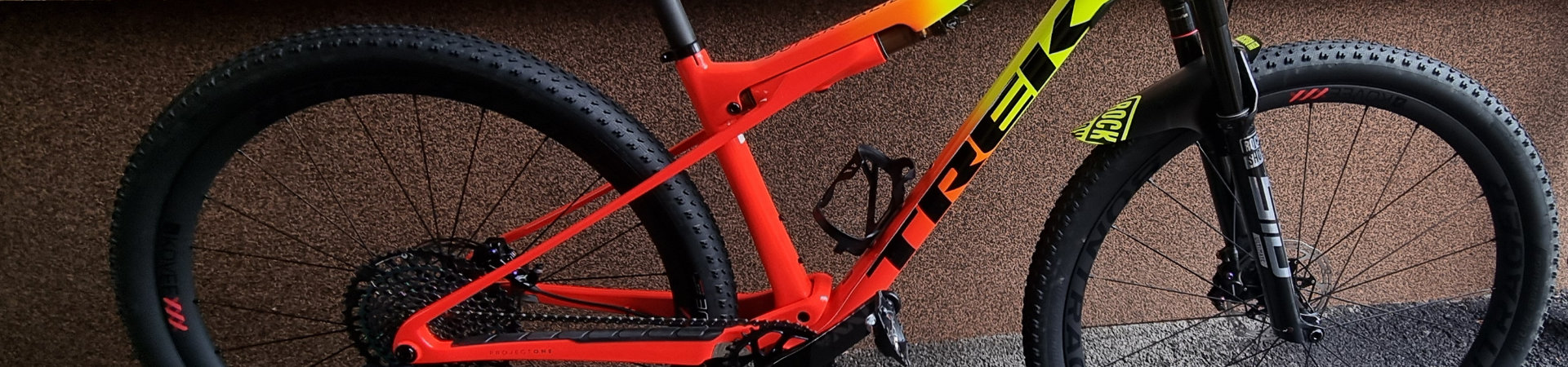 Trek Top Fuel Project One összteleszkópos MTB kerékpár