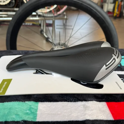 selle-italia-s-5-superflow-orszaguti-kerekpar-nyereg-00 Selle Italia S 5 Superflow országúti kerékpár nyereg