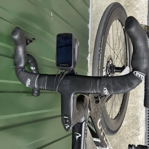 Pinarello F9 Disc karbon tárcsafékes országúti kerékpár