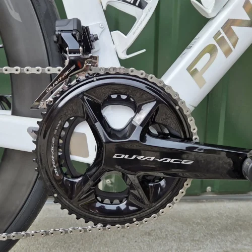 Pinarello F9 Disc karbon tárcsafékes országúti kerékpár