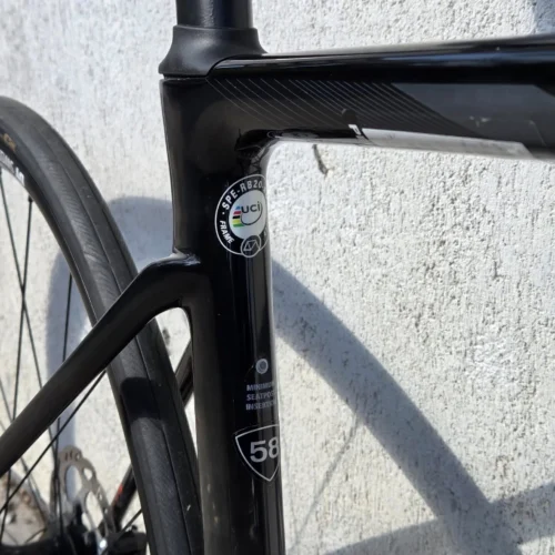 Specialized Roubaix Disc karbon tárcsafékes endurance országúti kerékpár