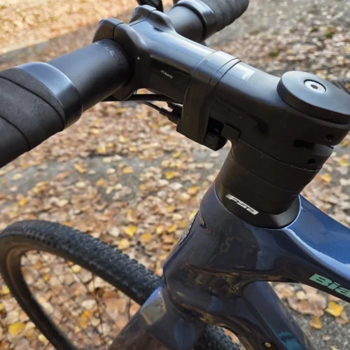 Bianchi Arcadex karbon gravel kerékpár