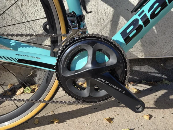 Bianchi Oltre XR3 felnifékes karbon aero országúti kerékpár