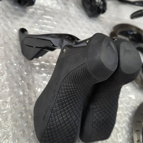 Shimano Dura-Ace 9170 Di2 elektromos tárcsafékes szett