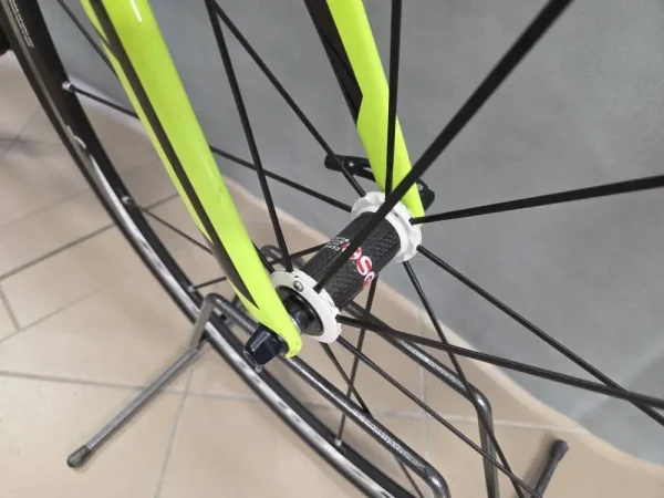 Scott Addict Racing S karbon országúti kerékpár