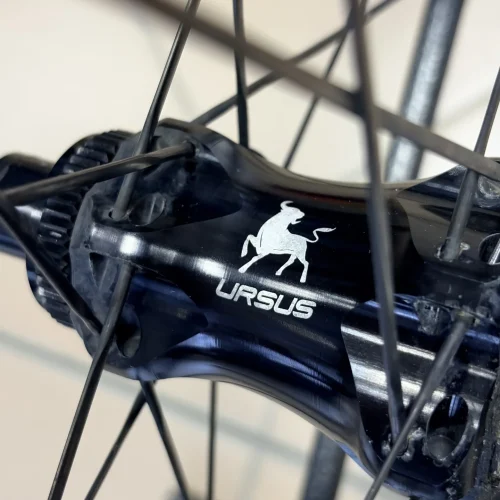 Ursus Miura TC47 Disc tárcsafékes karbon országúti kerékszett
