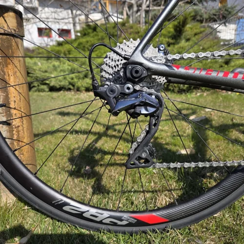 Giant TCR Advanced karbon tárcsafékes országúti kerékpár