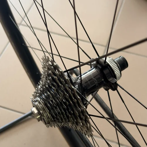 Dura-Ace C36 tárcsafékes karbon országúti kerékszett