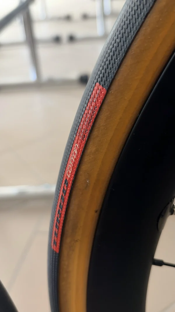 Dura-Ace C36 tárcsafékes karbon országúti kerékszett