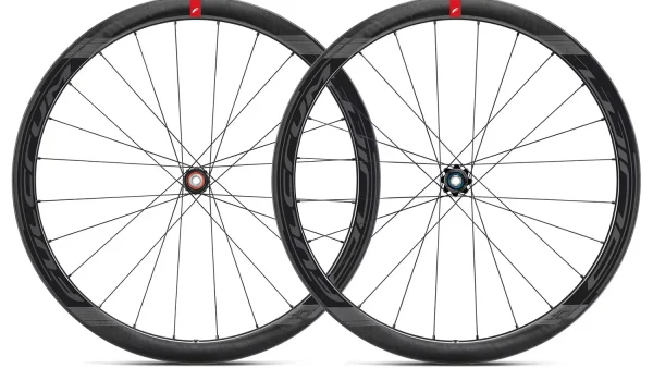 Fulcrum Wind 40 tárcsafékes karbon országúti kerékszett