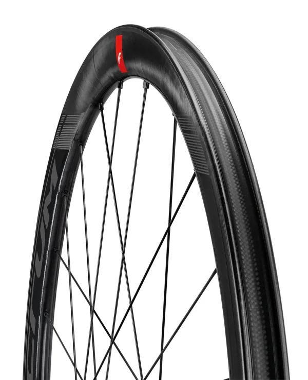 fulcrum-wind-40-tarcsafekes-karbon-orszaguti-kerekszett-01 Fulcrum Wind 40 tárcsafékes karbon országúti kerékszett
