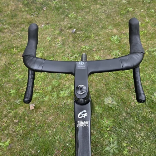 Gusto Duro Evo karbon tárcsafékes aero országúti kerékpár