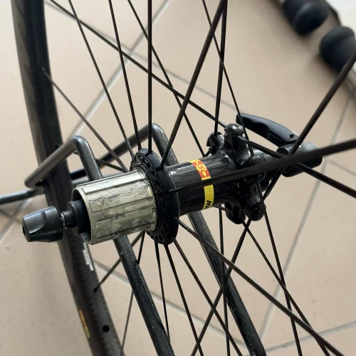 Mavic Cosmic Pro Carbon SL C felnifékes karbon országúti kerékszett