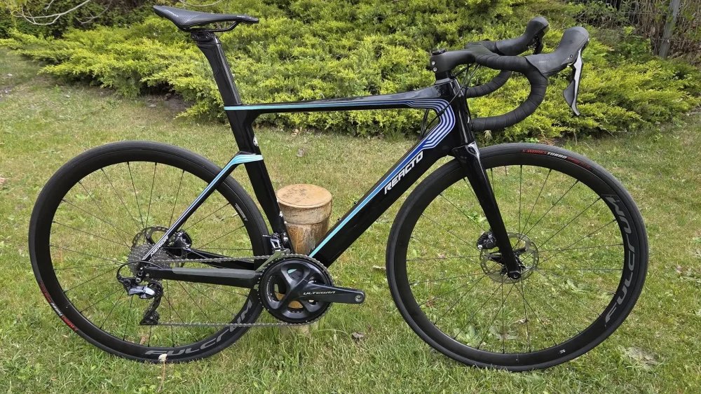 Merida Reacto karbon tárcsafékes aero országúti kerékpár