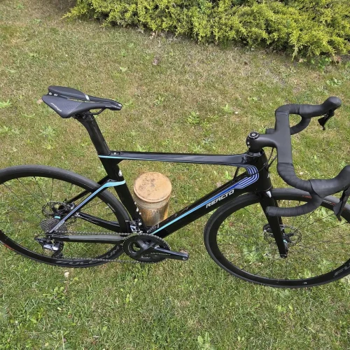 Merida Reacto karbon tárcsafékes aero országúti kerékpár