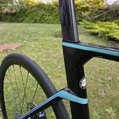 Merida Reacto karbon tárcsafékes aero országúti kerékpár