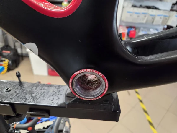 Pinarello Dogma F10 karbon országúti vázszett