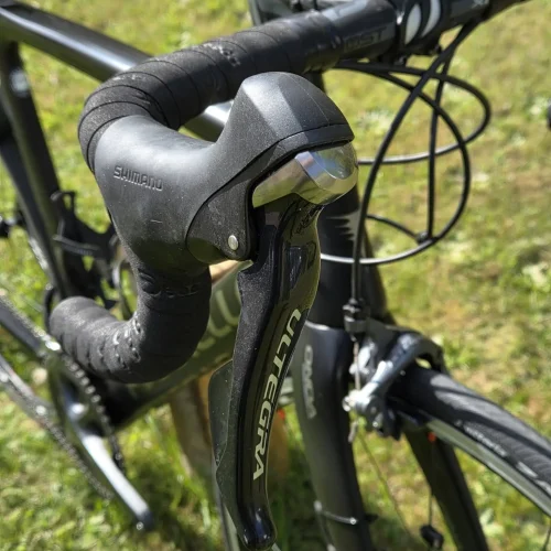 Pinarello Gan RS karbon országúti kerékpár