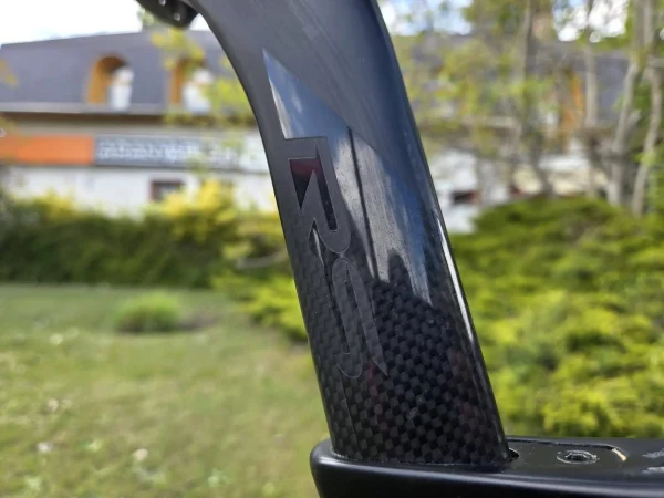 Pinarello Gan RS karbon országúti kerékpár