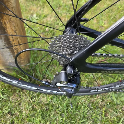 Pinarello Gan RS karbon országúti kerékpár