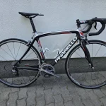 Pinarello Kobh 60.1 endurance országúti kerékpár