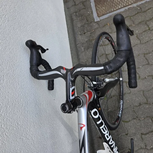 Pinarello Kobh 60.1 endurance országúti kerékpár