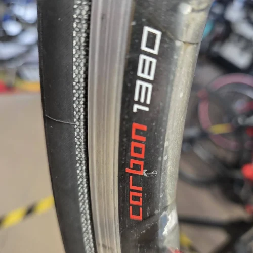 Pinarello Kobh 60.1 endurance országúti kerékpár