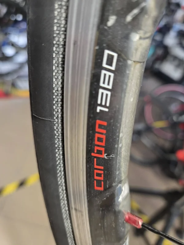 Pinarello Kobh 60.1 endurance országúti kerékpár