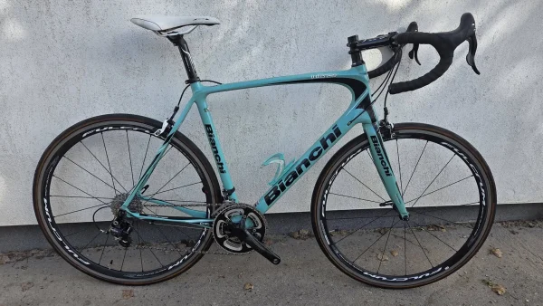 Bianchi Infinito karbon endurance országúti kerékpár