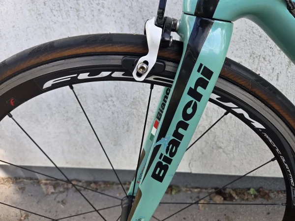 Bianchi Infinito karbon endurance országúti kerékpár