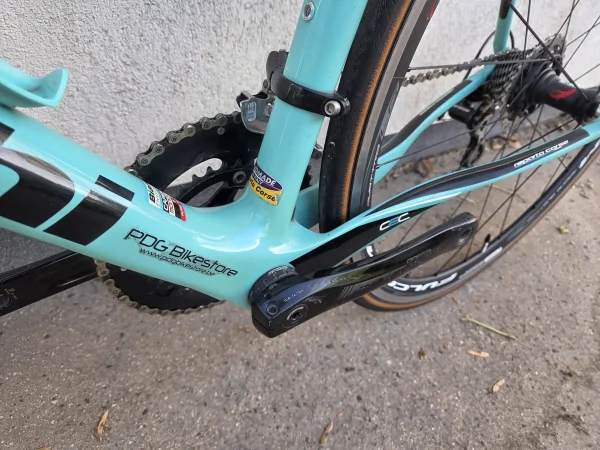 Bianchi Infinito karbon endurance országúti kerékpár