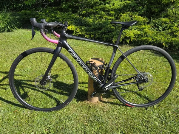 Cannondale Synapse Disc karbon endurance országúti kerékpár