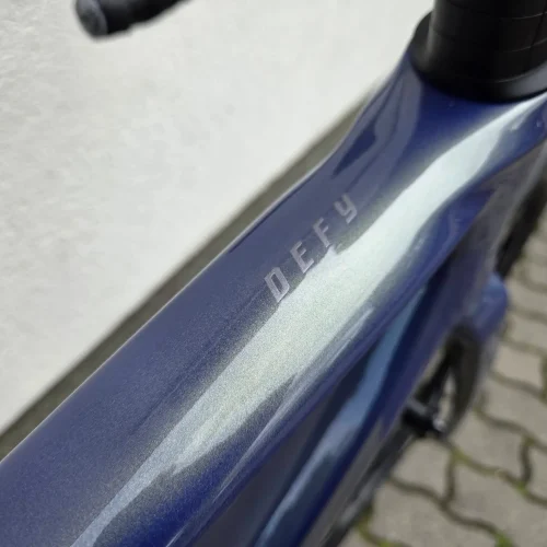 Giant Defy Advanced Pro 0 karbon tárcsafékes endurance országúti kerékpár