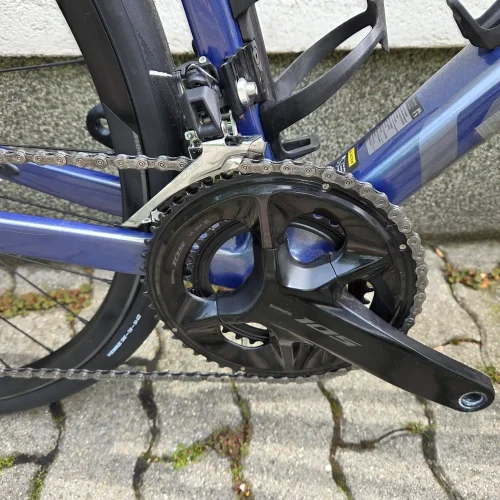 Giant Defy Advanced Pro 0 karbon tárcsafékes endurance országúti kerékpár