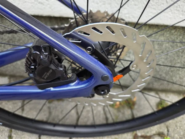 Giant Defy Advanced Pro 0 karbon tárcsafékes endurance országúti kerékpár