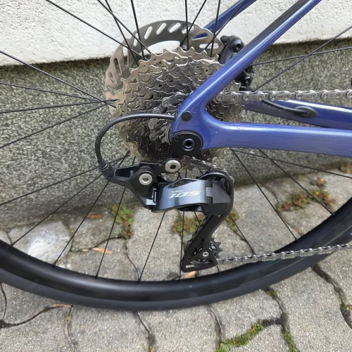 Giant Defy Advanced Pro 0 karbon tárcsafékes endurance országúti kerékpár