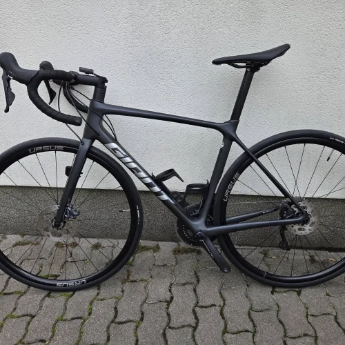 giant-tcr-advanced-disc-karbon-tarcsafekes-orszaguti-kerekpar-01 Giant TCR Advanced Disc karbon tárcsafékes országúti kerékpár