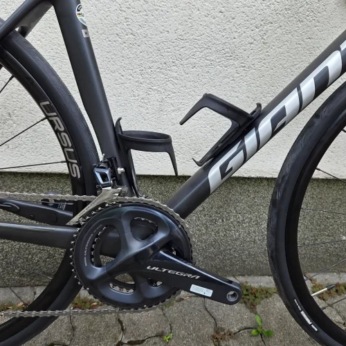 giant-tcr-advanced-disc-karbon-tarcsafekes-orszaguti-kerekpar-06 Giant TCR Advanced Disc karbon tárcsafékes országúti kerékpár