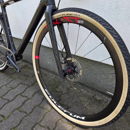 Specialized Diverge Expert X1 Mix Tape Limited Edition karbon gravel kerékpár