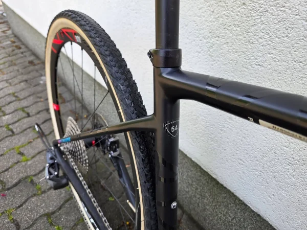 Specialized Diverge Expert X1 Mix Tape Limited Edition karbon gravel kerékpár