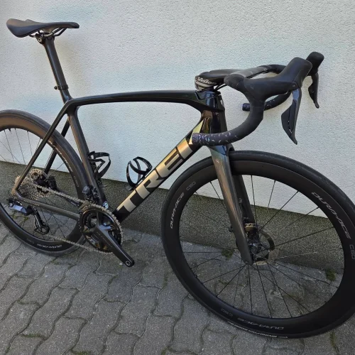 trek-emonda-slr-karbon-endurance-orszaguti-kerekpar-01 Trek Emonda SLR karbon endurance országúti kerékpár