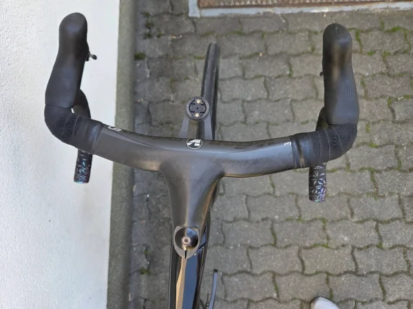 trek-emonda-slr-karbon-endurance-orszaguti-kerekpar-03 Trek Emonda SLR karbon endurance országúti kerékpár