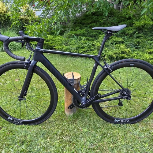Canyon Ultimate CF SLX karbon országúti kerékpár
