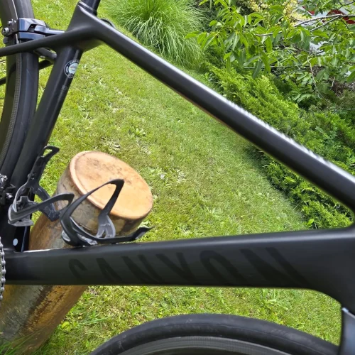 Canyon Ultimate CF SLX karbon országúti kerékpár