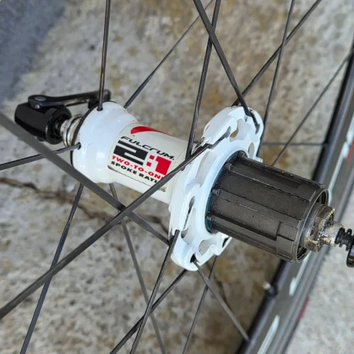 Fulcrum Red Wind 80 XLR  felnifékes karbon kerékszett