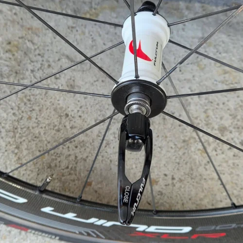 Fulcrum Red Wind 80 XLR  felnifékes karbon kerékszett