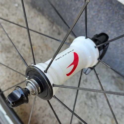 Fulcrum Red Wind 80 XLR  felnifékes karbon kerékszett