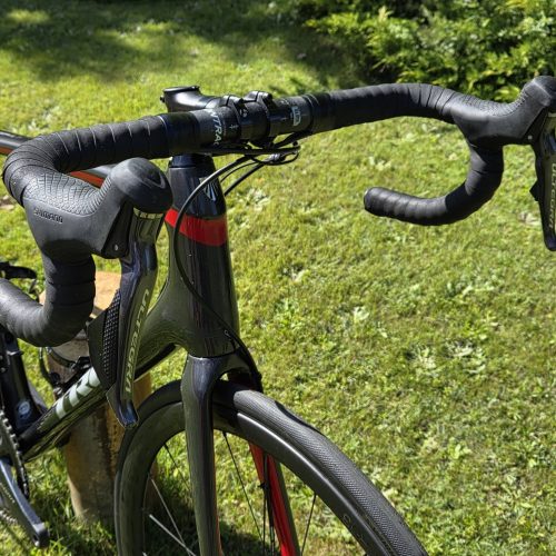 trek-emonda-sl7-disc-endurance-tarcsafekes-karbon-orszaguti-kerekpar-04 Trek Emonda SL7 Disc endurance tárcsafékes karbon országúti kerékpár
