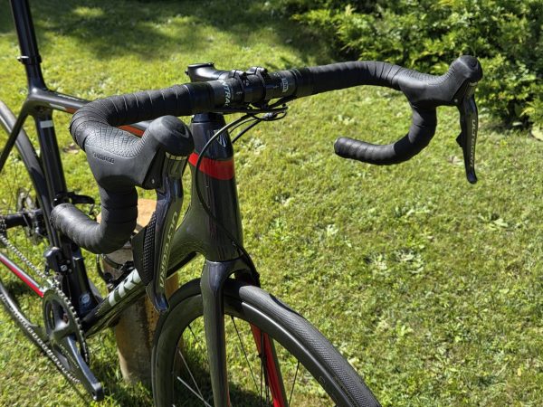 trek-emonda-sl7-disc-endurance-tarcsafekes-karbon-orszaguti-kerekpar-04 Trek Emonda SL7 Disc endurance tárcsafékes karbon országúti kerékpár