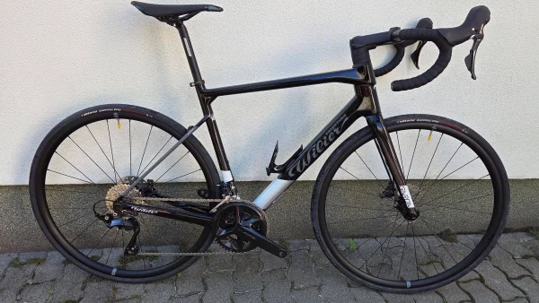 Wilier Garda Disc endurance tárcsafékes országúti kerékpár